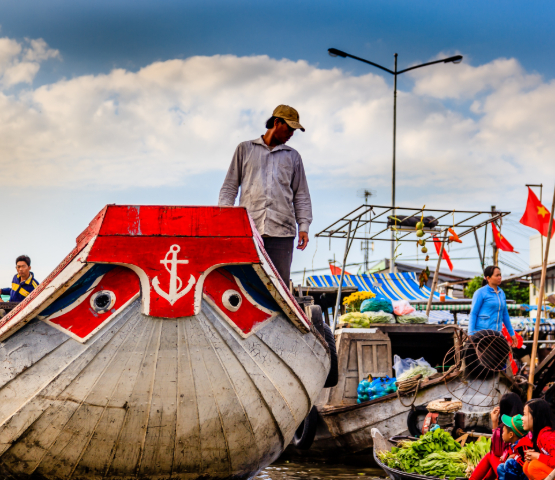 7 Tips for the Floating Markets in Vietnam